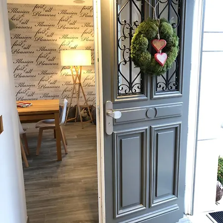 Le Pot De Miel D'ugny
